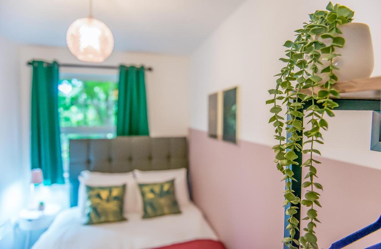 Pipkin Place Serviced Apartment โคเวนทรี ภายนอก รูปภาพ